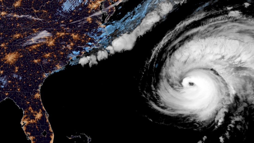Ouragan Fiona: un crochet gauche rare en fait une menace
