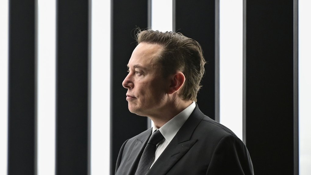 Investors mock Elon Musk’s bid to move Tesla buyout trial