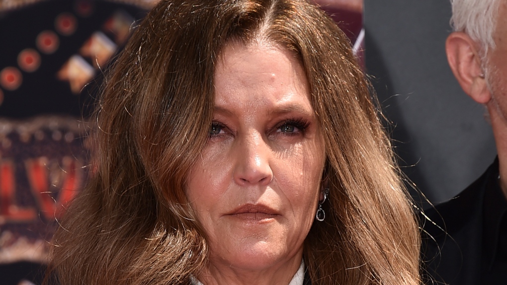 Lisa Marie Presley will be buried at Graceland next to son