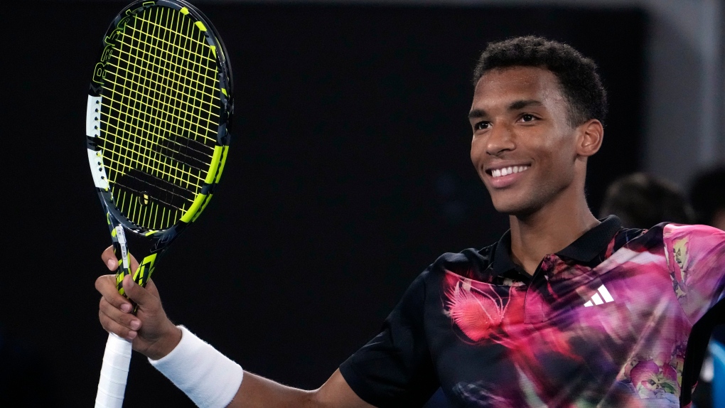 Auger-Aliassime digs deep for major comeback at Aussie Open
