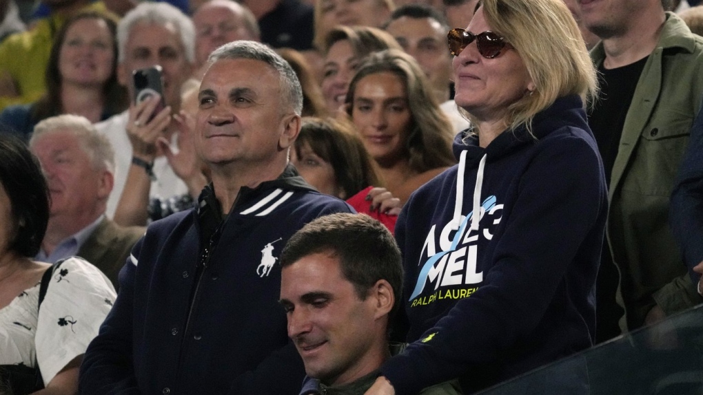 Djokovic’s dad embroiled in banned Russian flags, staying away from semifinal