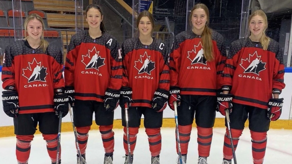 Five London Devilettes playing for Canada U18 This afternoon