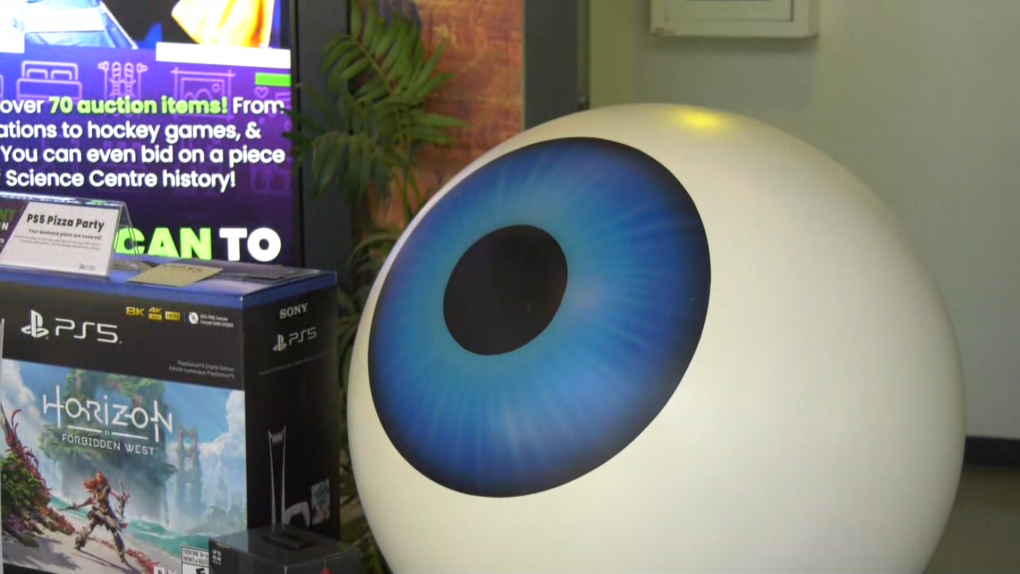 Telus World of Science vende bulbi oculari giganti