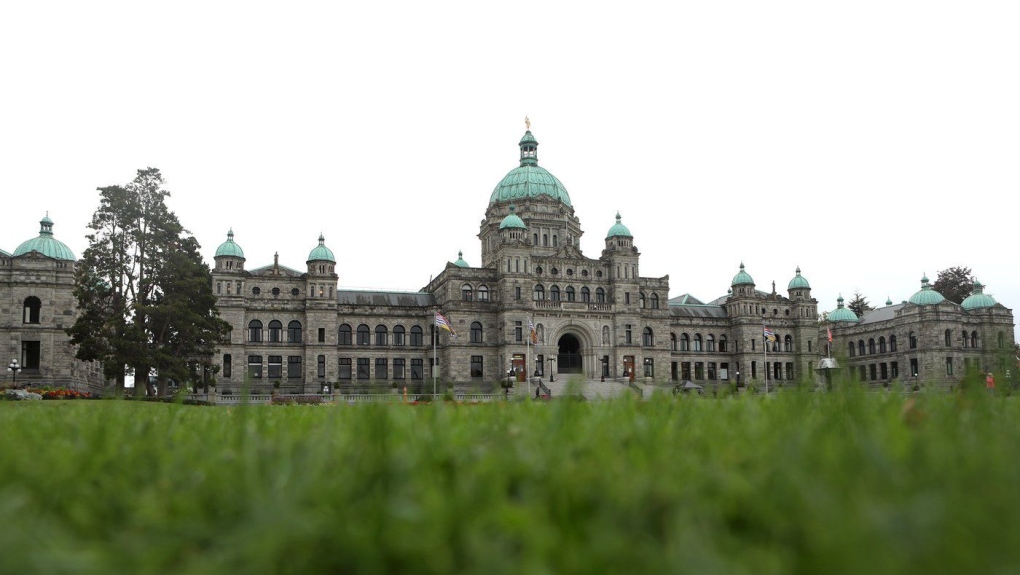Fall sitting starts for B.C. legislature with four official parties