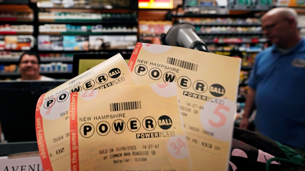 Powerball jackpot grows to US$1.55 billion for Monday; cash option worth US$679.8 million