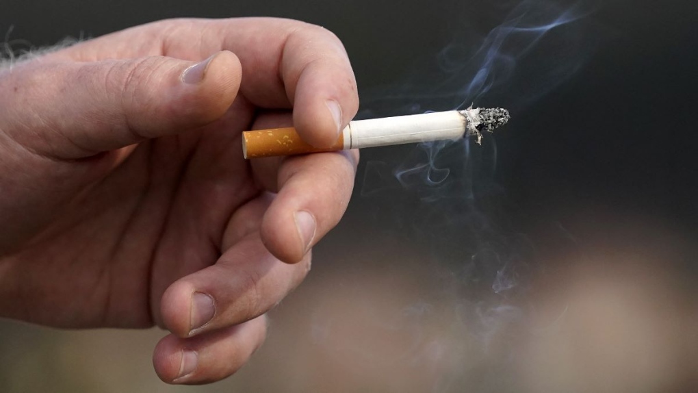 Should Canada ban smoking tobacco? Expert weighs in