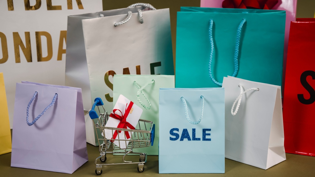 Holiday shopping in Alberta: Survey suggest slower sales