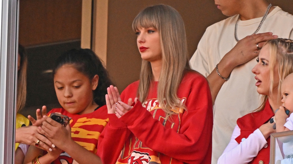 Taylor Swift beim Chiefs-Spiel in Deutschland?  Travis Kelce wird nichts sagen