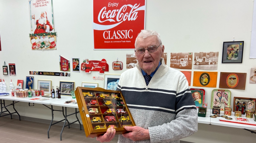 93-year-old Arnprior, Ont. reverend selling Coca-Cola collection for a cause