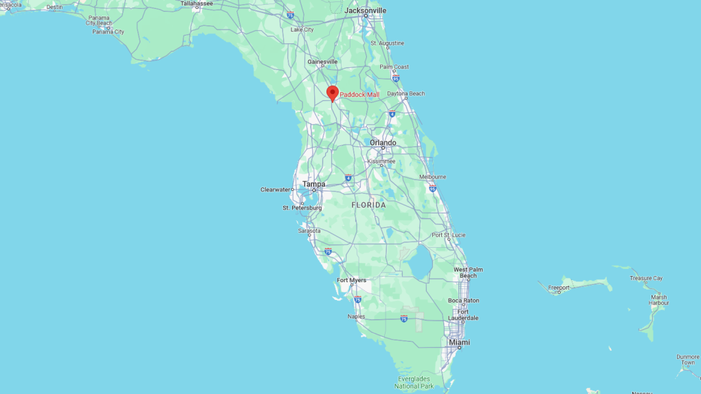 Bij een schietpartij in een winkelcentrum in Florida kwam één persoon om het leven en raakte een ander gewond