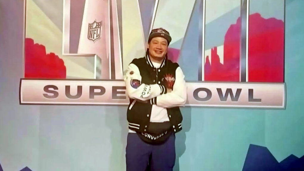 Tony Romo: NFL QB, broadcaster, and Caddyshack actor Super Bowl 57 ad