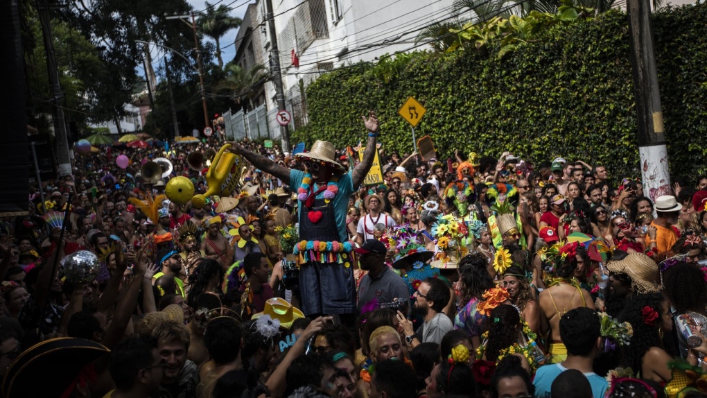 Rio de Janeiro postpones Carnival parades as Covid cases surge in