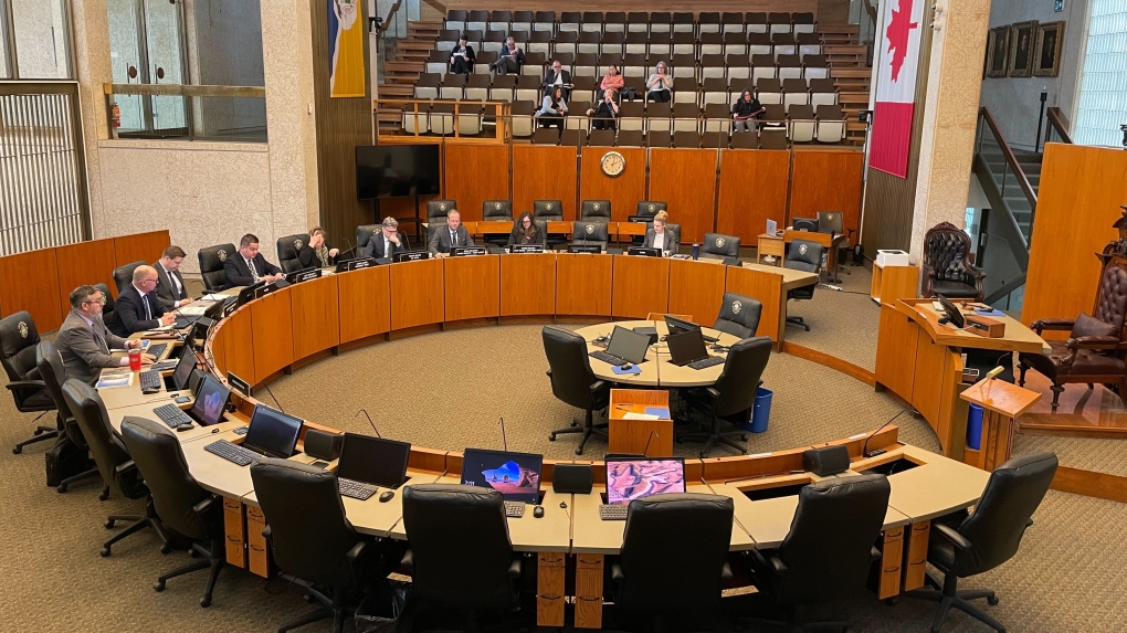 Property tax and fee increases part of Winnipeg's proposed budget for 2023