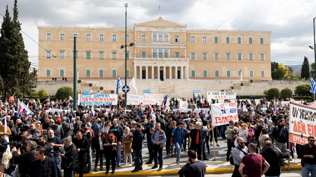 Greece protest over train crash sees thousands participate