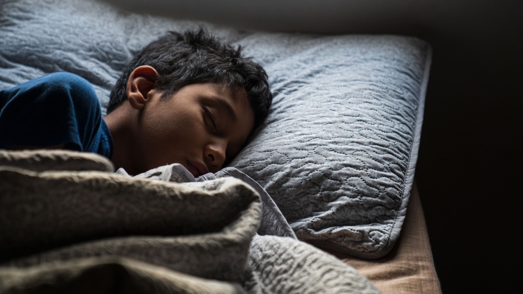 In addition to making sure your children get enough sleep, experts stress the importance of good-quality rest every night. (engagestock/Adobe Stock)
