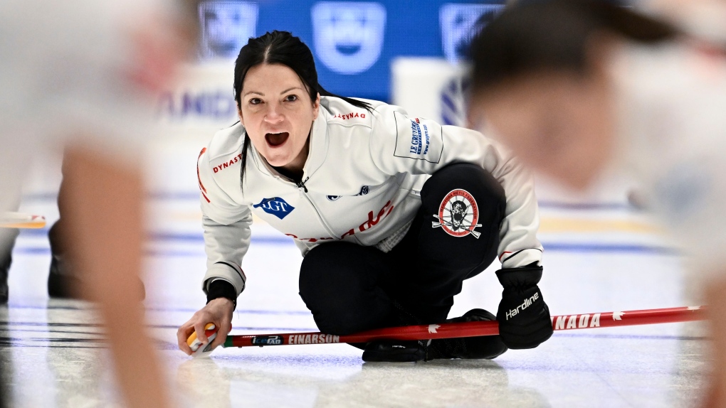 Einarson secures playoff berth at women’s world curling championship