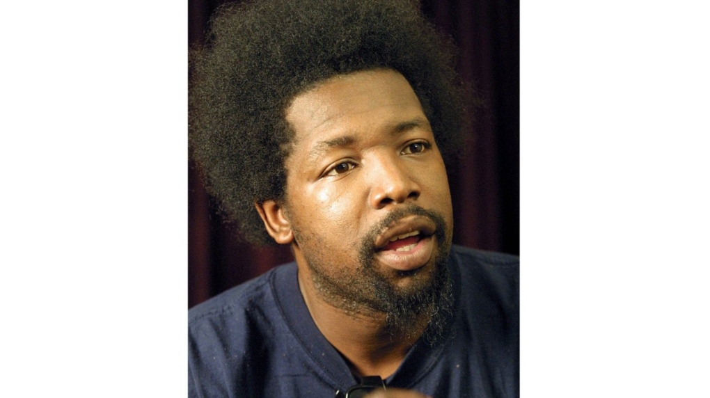 Afroman, whose real name is Joseph Foreman, poses for a portrait in New York, Aug. 22, 2001. (AP Photo/Shawn Baldwin, File)