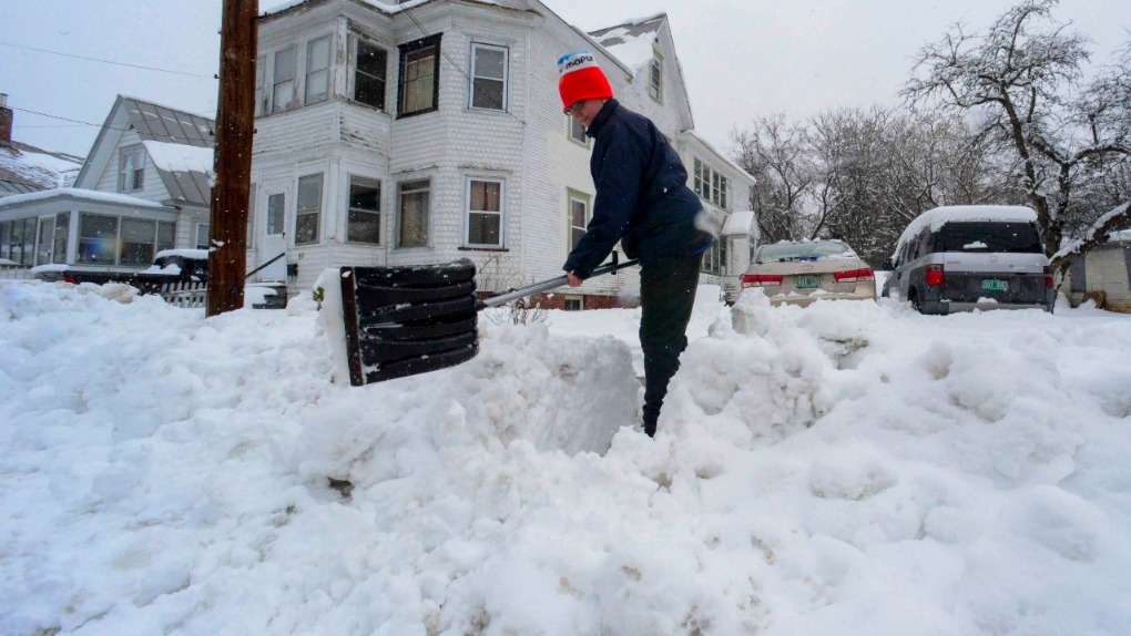 Heavy snow slams U.S. Northeast; storm cleanup begins in South