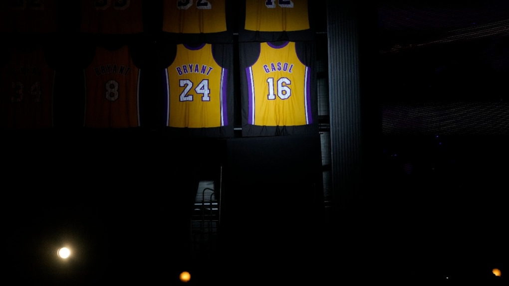 Pau Gasol retires, Lakers reportedly planning to hang up No. 16