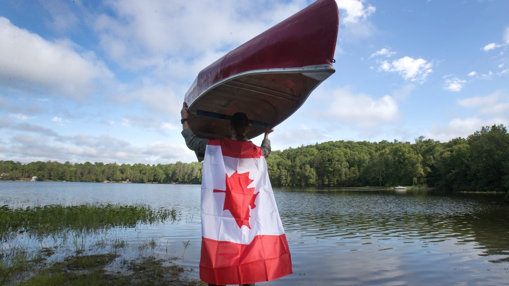 Pays des chalets au Canada : pourquoi certains partent
