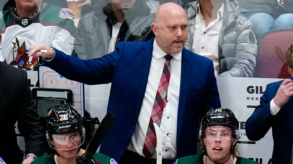 Coyotes coach Tourigny to lead Team Canada at world hockey championship