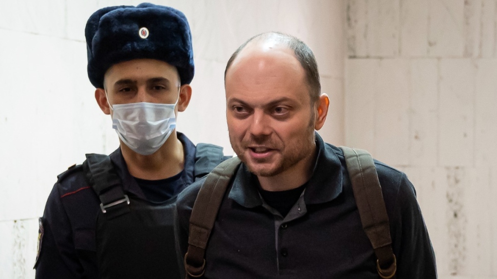 Lawan berusia 25 tahun dari Kremlin Vladimir Kara-Murza