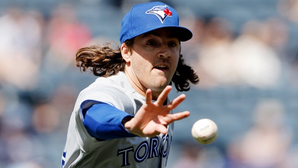 Gausman leads Blue Jays to 3rd straight win over Royals, 6-3