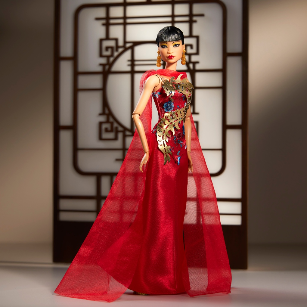 Barbie baru menghormati aktor Asia-Amerika