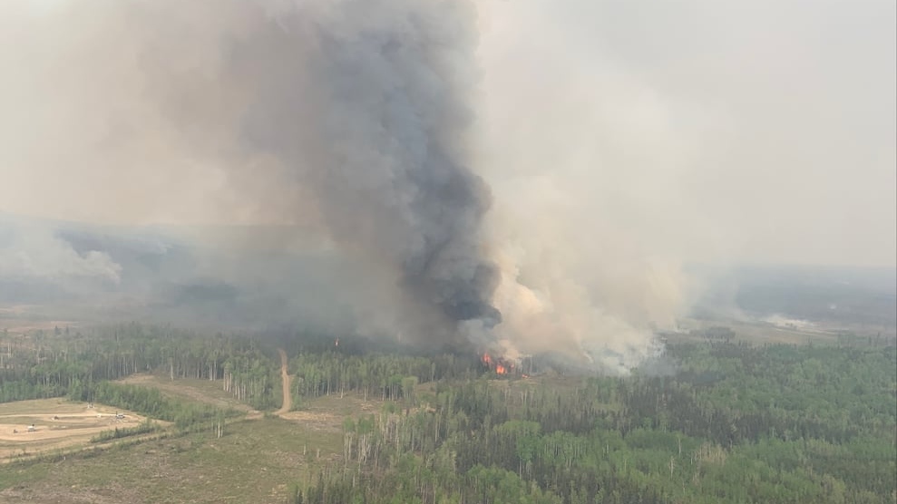 Alberta wildfires: What you need to know on Sunday
