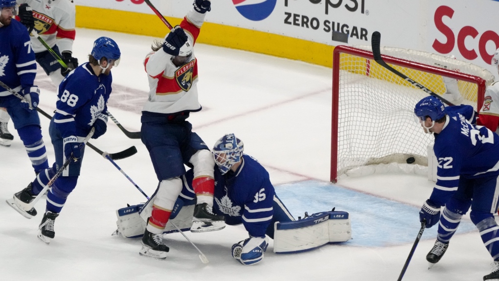 Toronto Maple Leafs: Game Day Headlines vs Philadelphia