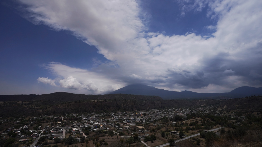 Mexicans near Popocatepetl stay vigilant as volcano's activity increases
