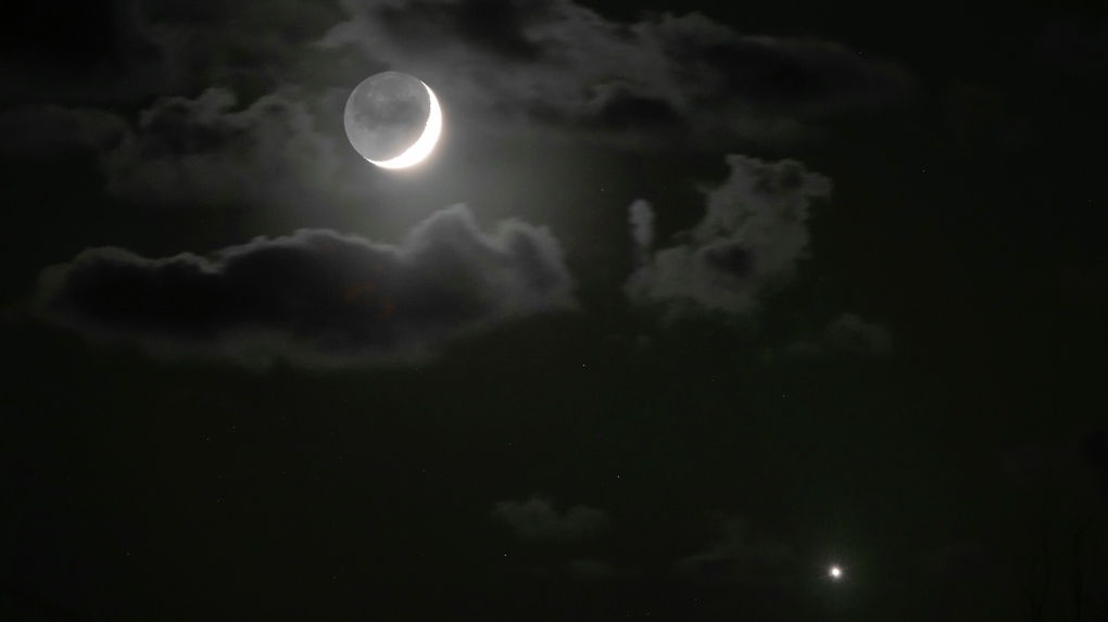 Uitzicht op de hemel op dinsdagavond: Maan, Venus en Mars zullen zichtbaar zijn