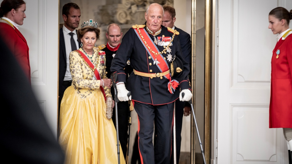 Harald V, Norges konge, innlagt på sykehus
