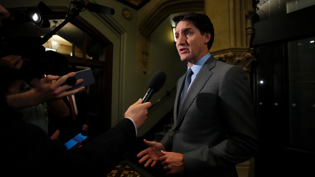 Trudeau says his government would never implement Liberal party policy on traceable online sources
