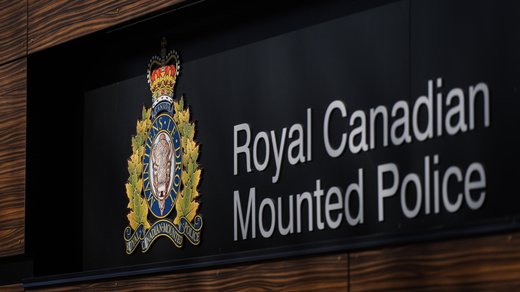 Manitoba RCMP searching for man discharging gun in Bloodvein