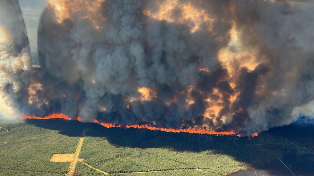 Canada on track for worst fire season ever seen in Canada, Feds warn