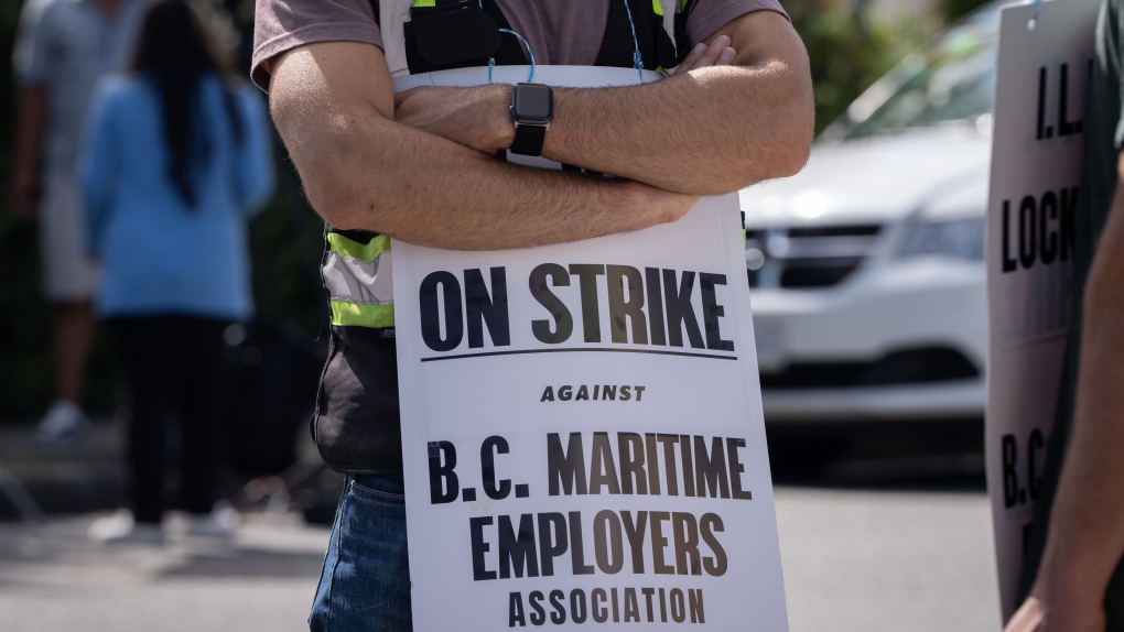 More than 7,400 port workers now on strike across B.C.