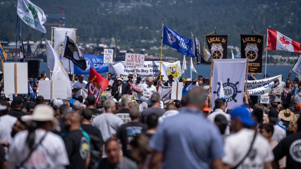 Business owners raise concerns as B.C. port workers return to picket lines