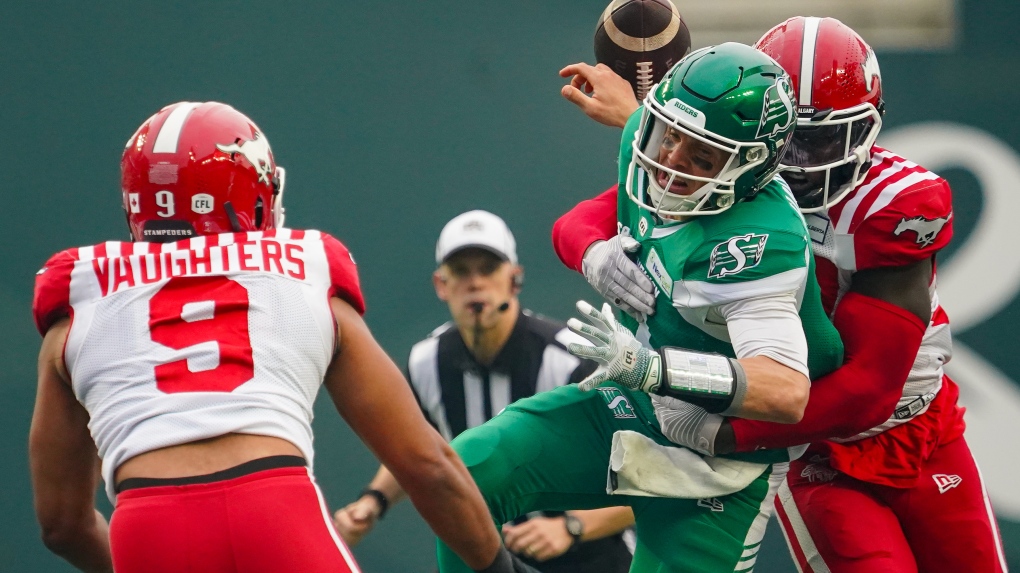 Parades lifts Stampeders to thrilling last-play 33-31 win over Roughriders