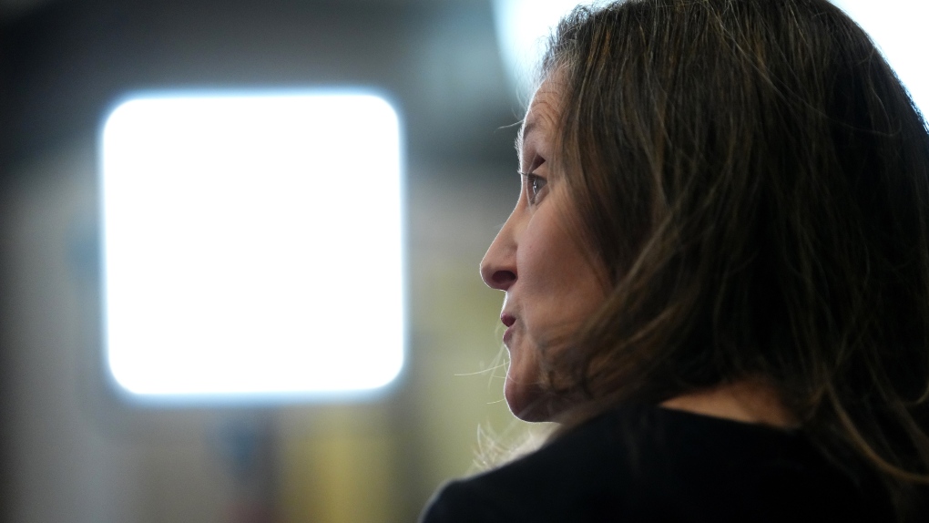 Hundreds of business groups urging Freeland to extend emergency loan repayment deadline