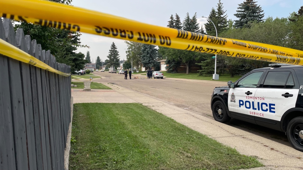 Homicide detectives investigating north Edmonton death
