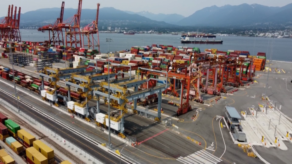 W strajku portowym w Kolumbii Brytyjskiej osiągnięto wstępne porozumienie, kończące 13 dni przestojów w pracy
