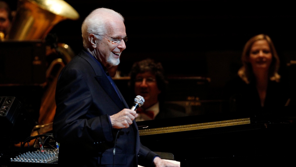 Peter Nero, a Grammy-winning pianist, dies at 89