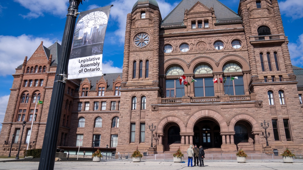 Demonstrators kicked out of Queen’s Park after failed keffiyeh vote ...