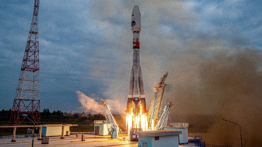 Russia's Luna-25 spacecraft suffers technical glitch in pre-landing maneuver