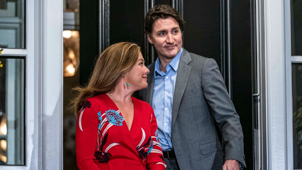 Justin Trudeau and Sophie Gregoire Trudeau announce separation | CTV News