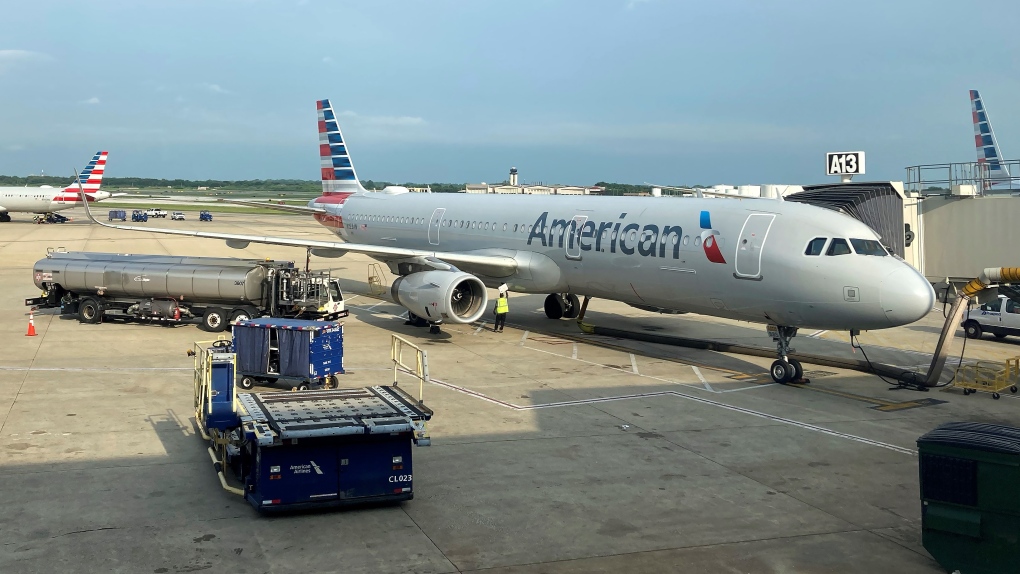 American Airlines fined US$4.1 million for dozens of long tarmac delays that trapped passengers
