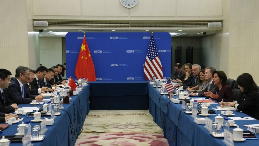 Top U.S. and Chinese commerce officials express support for better trade conditions