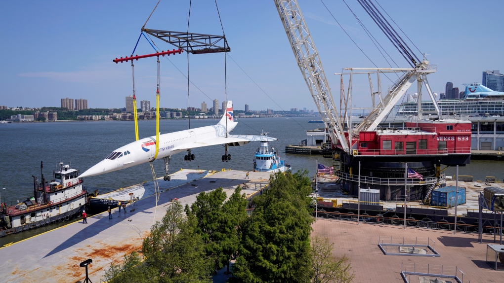 Concorde supersonic jet takes barge ride to Brooklyn for restoration ...
