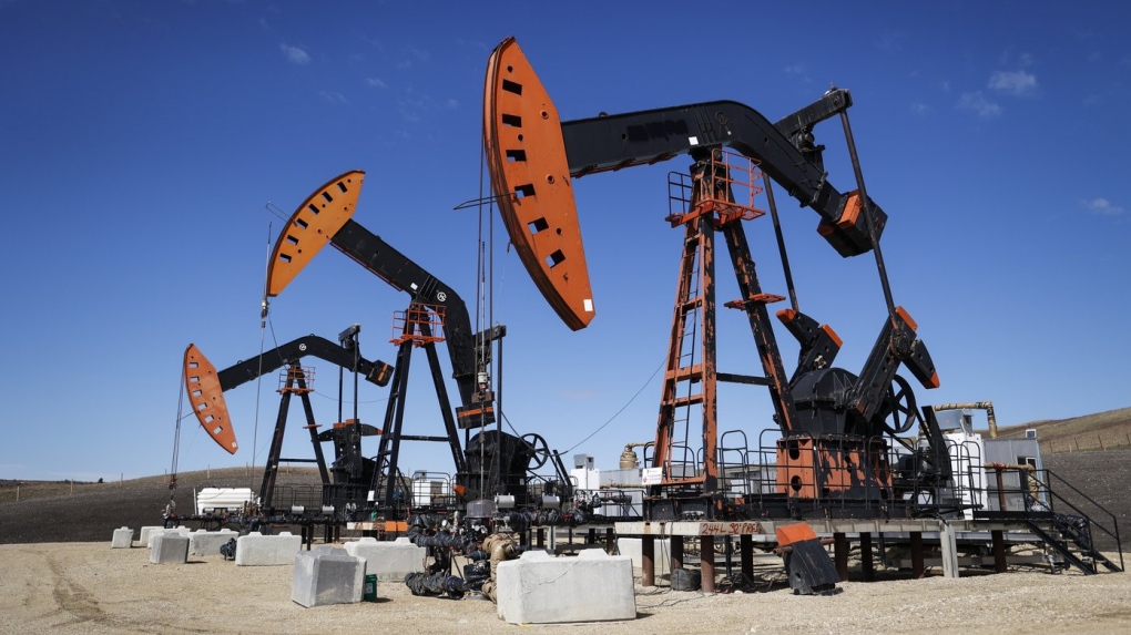Investors drawn to oil and gas, energy transition, TSX top 30 list shows